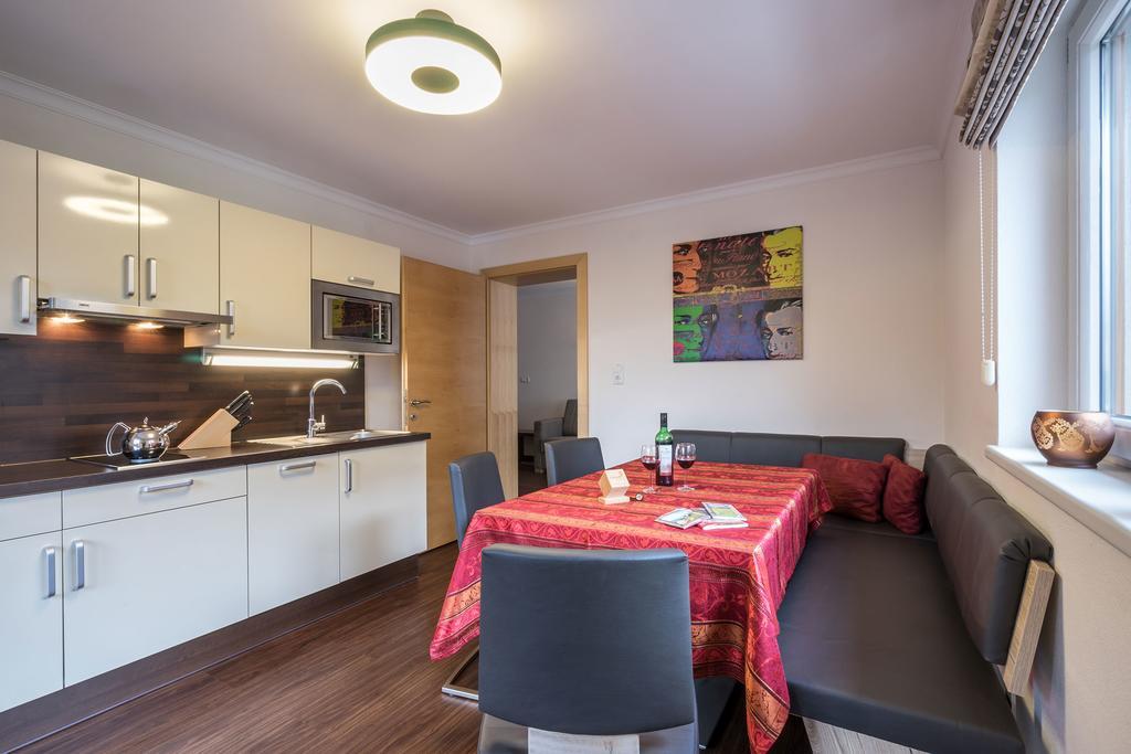 Apartment Mozart Майрхофен Экстерьер фото
