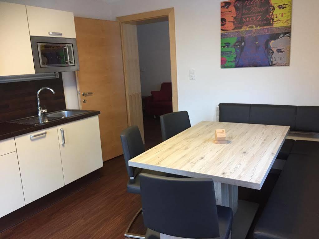 Apartment Mozart Майрхофен Экстерьер фото