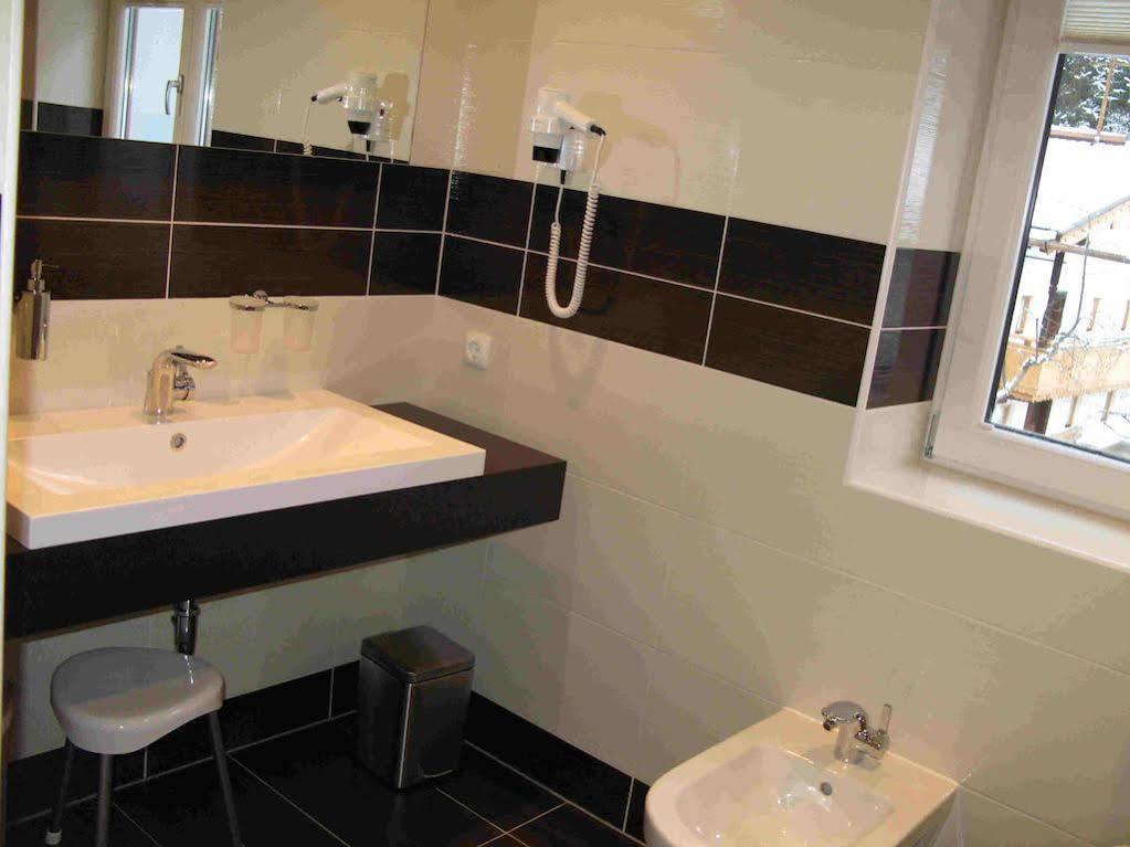 Apartment Mozart Майрхофен Экстерьер фото
